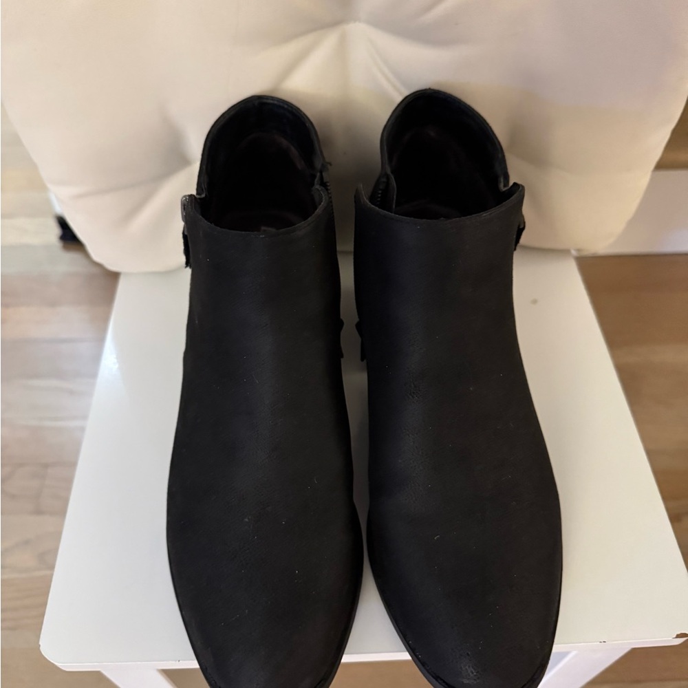 Life Stride Elegant Black Ankle Boots, 8.5 M